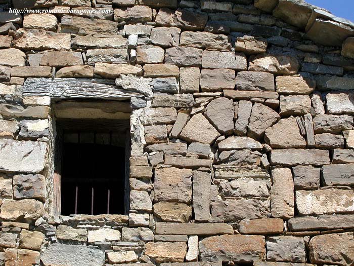 INTERIOR DEL TEMPLO HACIA LA CABECERA